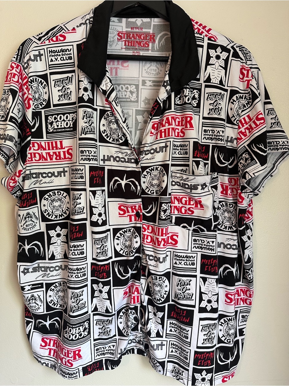 Stranger Things Fandom Soft Button Down Top, XL (16/18)